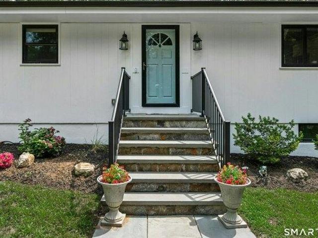 House for sale in Stamford, Western Connecticut Planning Region