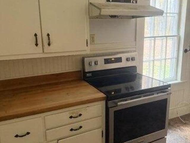 House for sale in Stamford, Bennington County