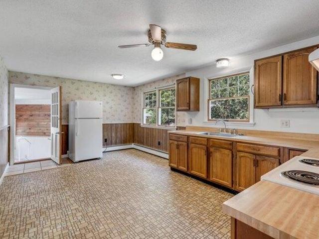 House for sale in Standish, Cumberland County