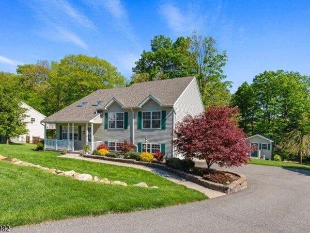 House for sale in Stanhope, New Jersey