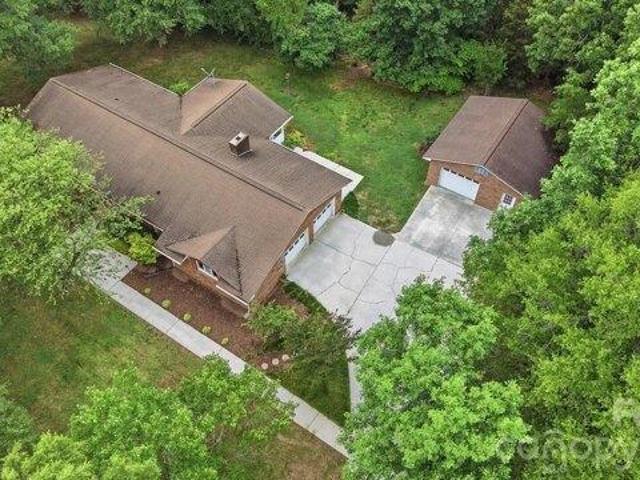 House for sale in Stanley, North Carolina
