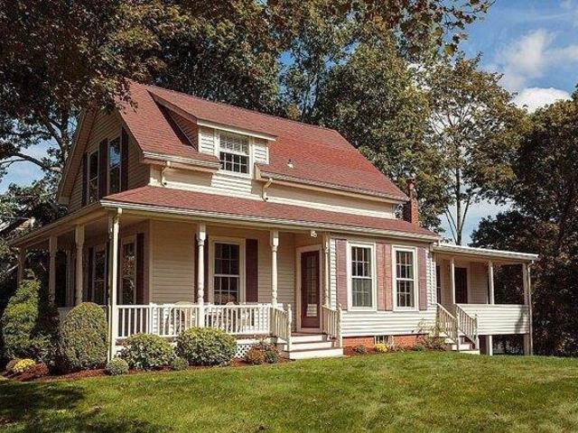 House for sale in Stoneham, Middlesex County