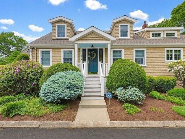 House for sale in Stoughton, Massachusetts
