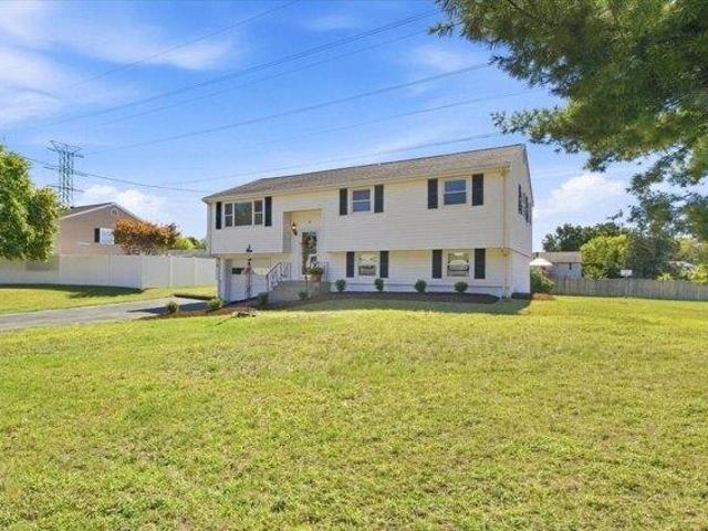 House for sale in Stoughton, Massachusetts