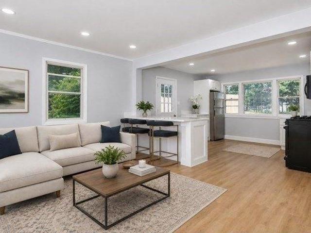 House for sale in Four Corners, Stoughton