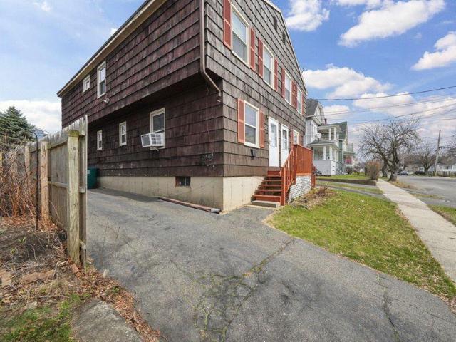 House for sale in Stratford, Connecticut