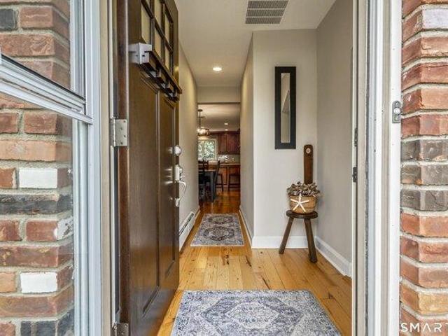 House for sale in Stratford, Greater Bridgeport Planning Region