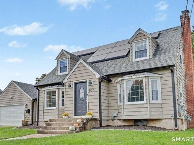House for sale in Pecks Mill, Stratford