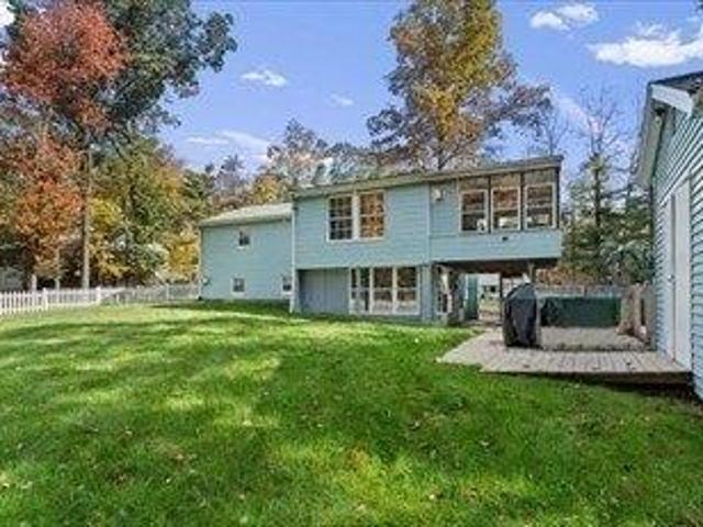 House for sale in Fiskdale, Massachusetts