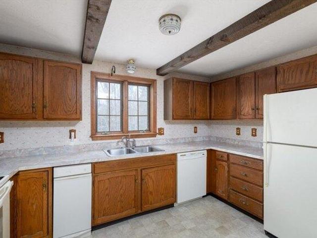 House for sale in Fiskdale, Massachusetts