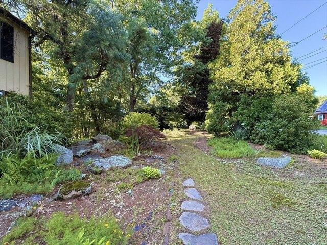 House for sale in Fiskdale, Massachusetts