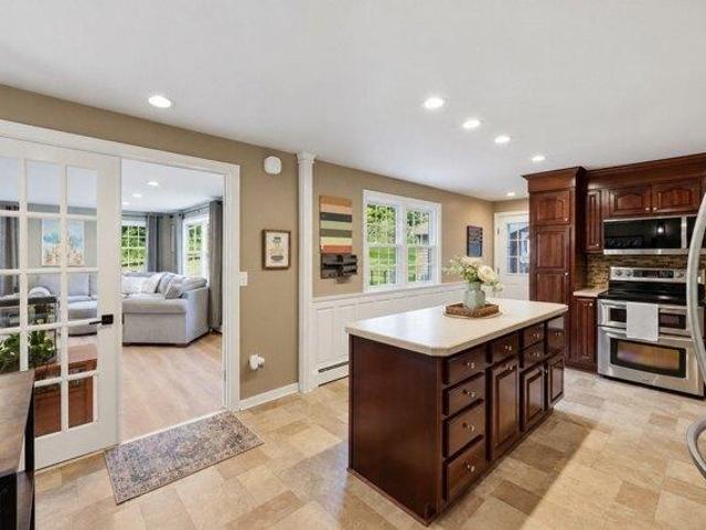 House for sale in Fiskdale, Sturbridge