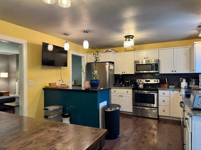 House for sale in Schodack Landing, New York