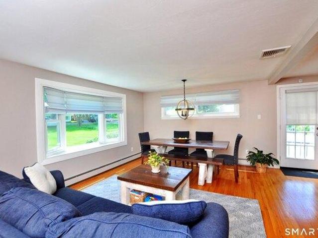 House for sale in Suffield, Connecticut