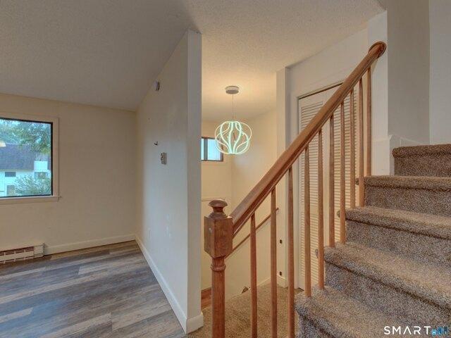 House for sale in Suffield, Capitol Planning Region