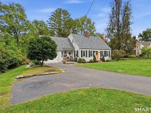 House for sale in Suffield, Capitol Planning Region