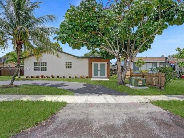 House for sale in Sunrise, Florida