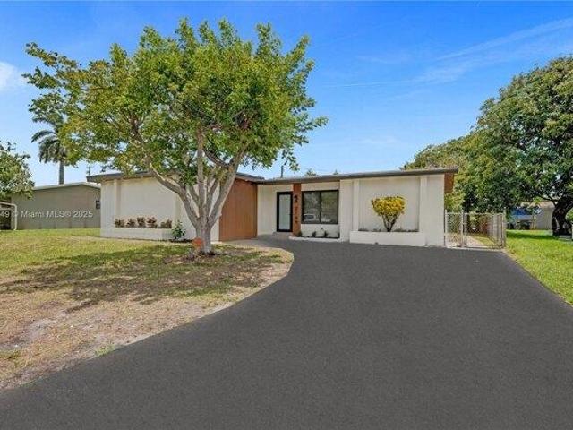 House for sale in Sunrise, Florida