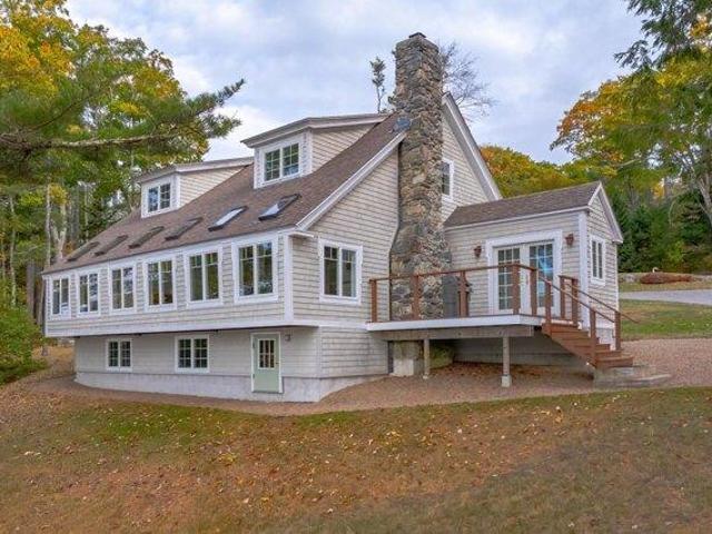 House for sale in Surry, Hancock County