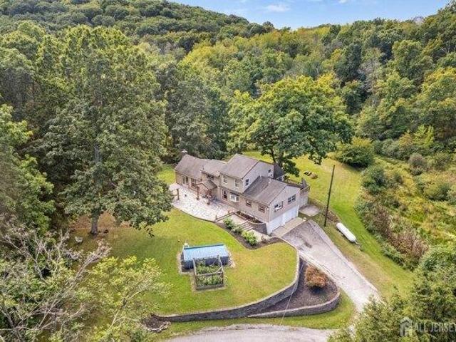 House for sale in Wantage, Sussex County