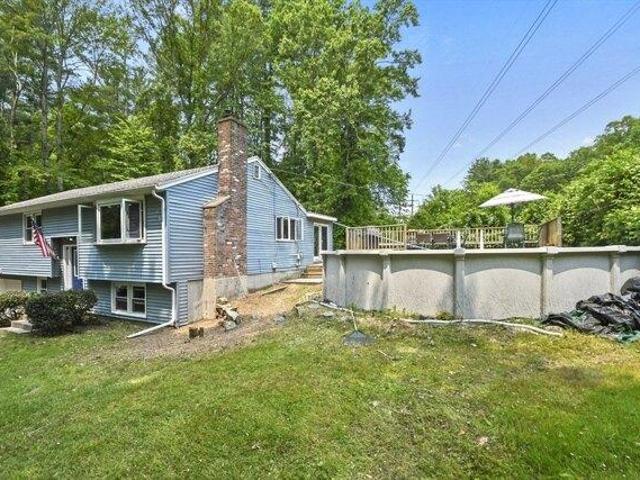House for sale in Sutton, Massachusetts