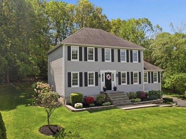 House for sale in Sutton, Massachusetts