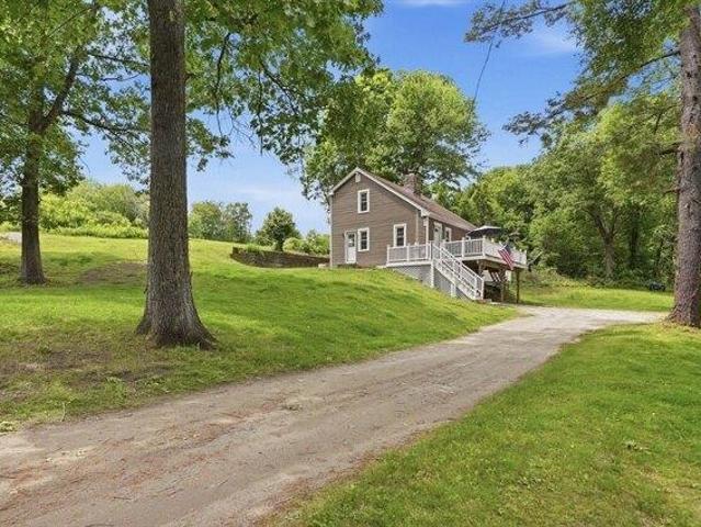 House for sale in Sutton, Massachusetts