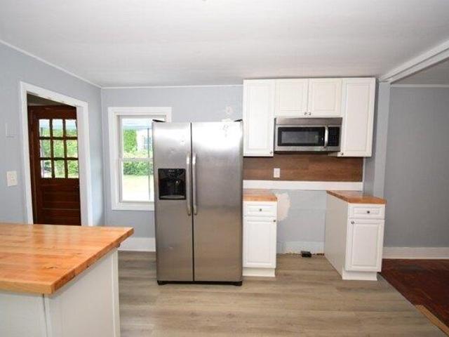 House for sale in Sutton, Massachusetts