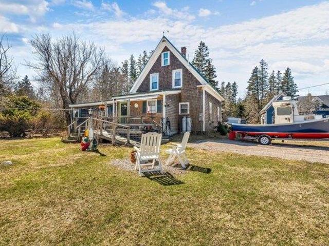 House for sale in Swans Island, Maine