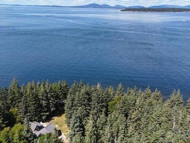 House for sale in Swan's Island, Hancock County