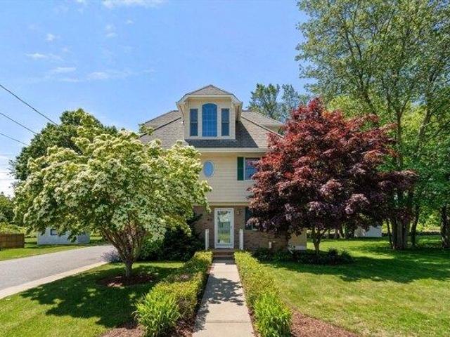House for sale in Swansea
