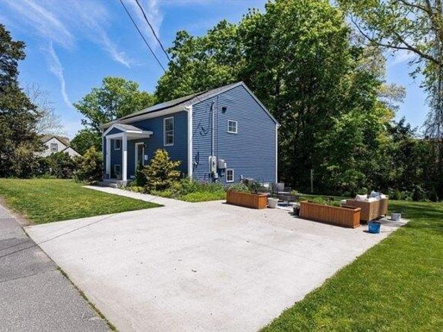 House for sale in Bristol, Massachusetts