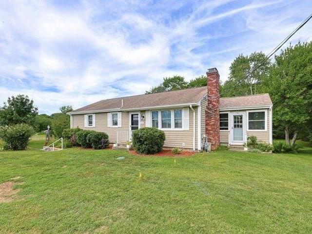 House for sale in Swansea, Bristol County