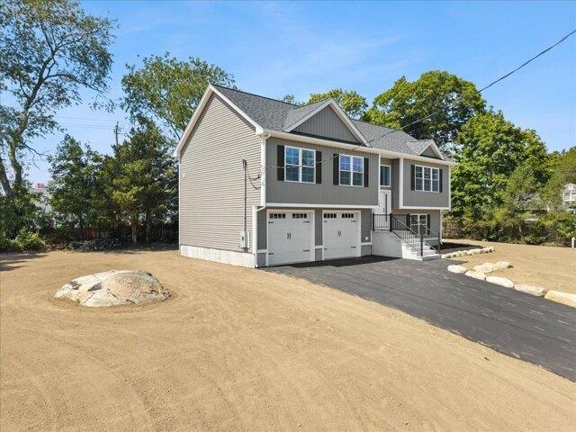 House for sale in Swansea, Bristol County