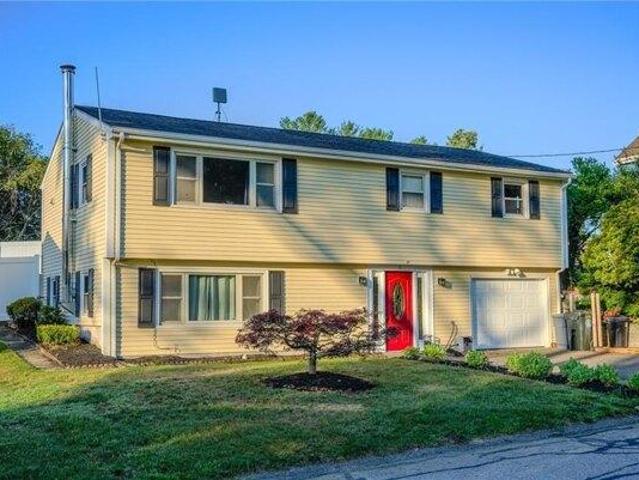 House for sale in Ocean Grove, Swansea