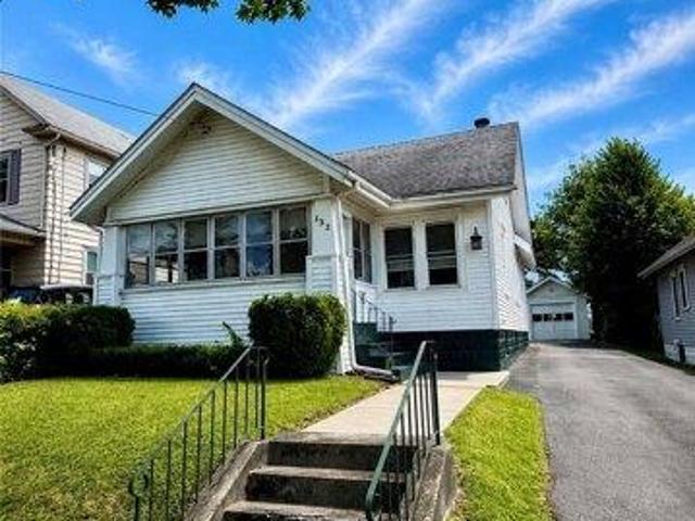 House for sale in Syracuse, New York