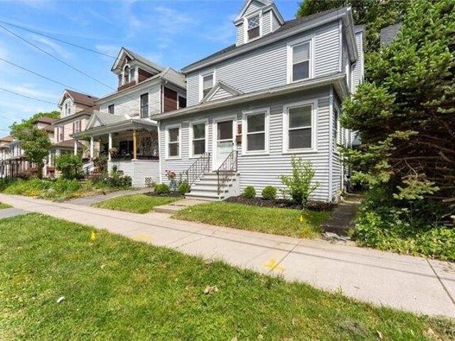 House for sale in Syracuse, New York