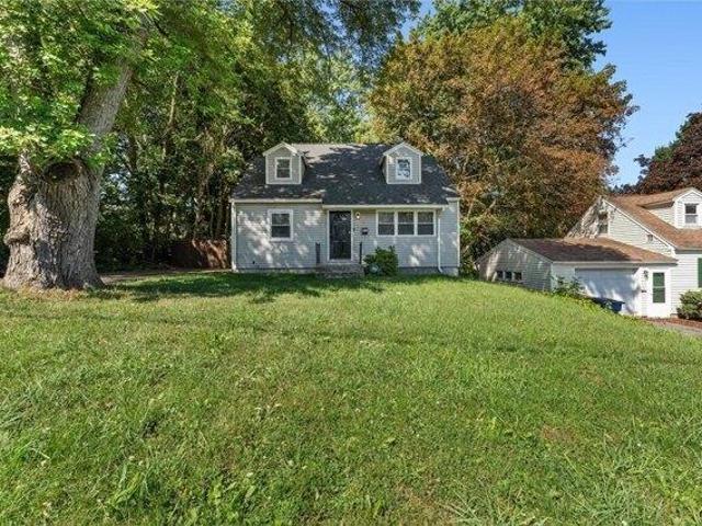 House for sale in Camillus, New York