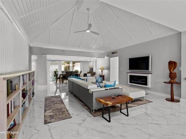 House for sale in Tamarac, Florida