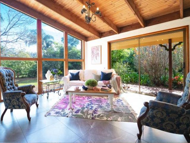 House for sale in Tamborine Mountain, Queensland