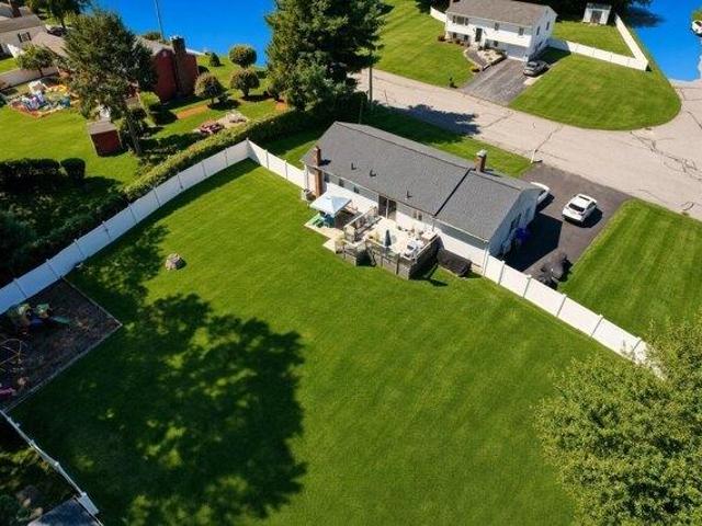House for sale in Taunton, Bristol County