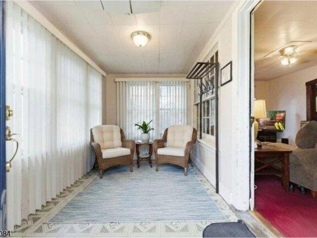 House for sale in Teaneck, New Jersey