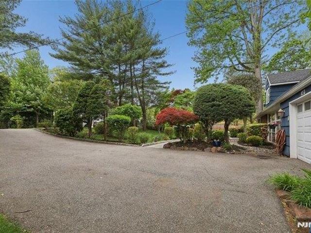 House for sale in Tenafly, New Jersey