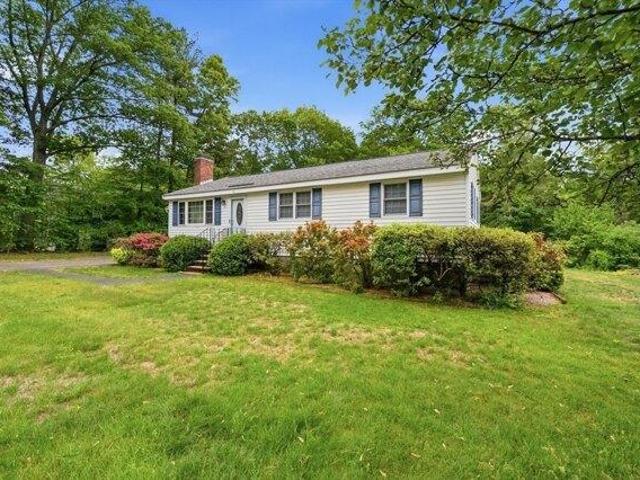 House for sale in Tewksbury, Massachusetts