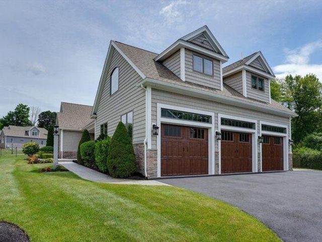 House for sale in Tewksbury, Massachusetts