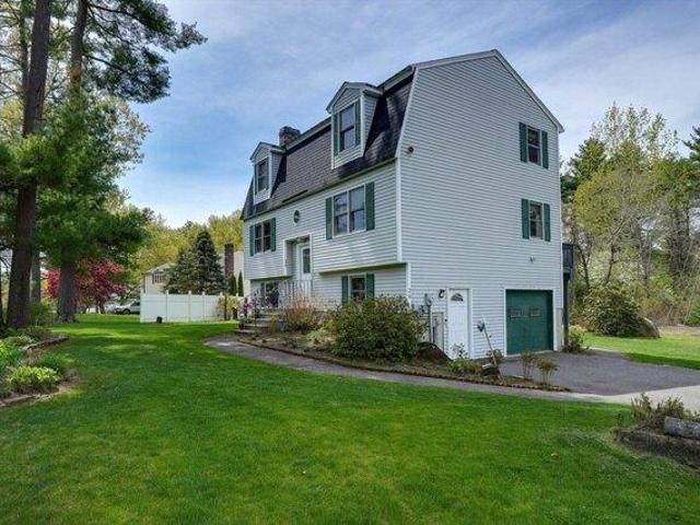 House for sale in Tewksbury, Massachusetts