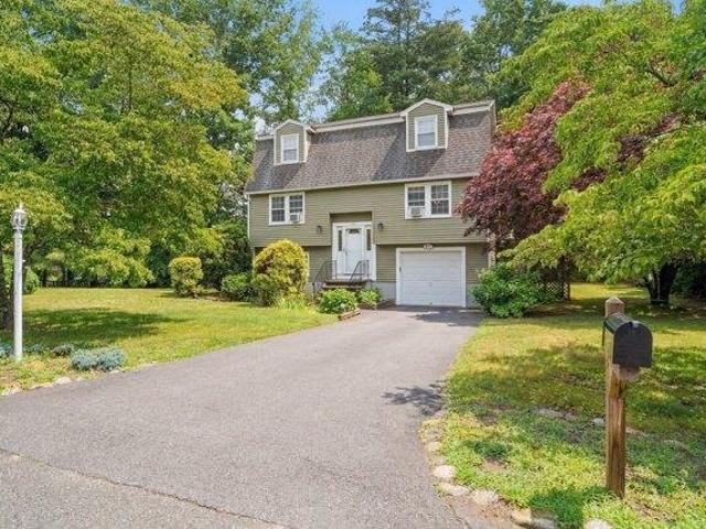 House for sale in Tewksbury, Massachusetts