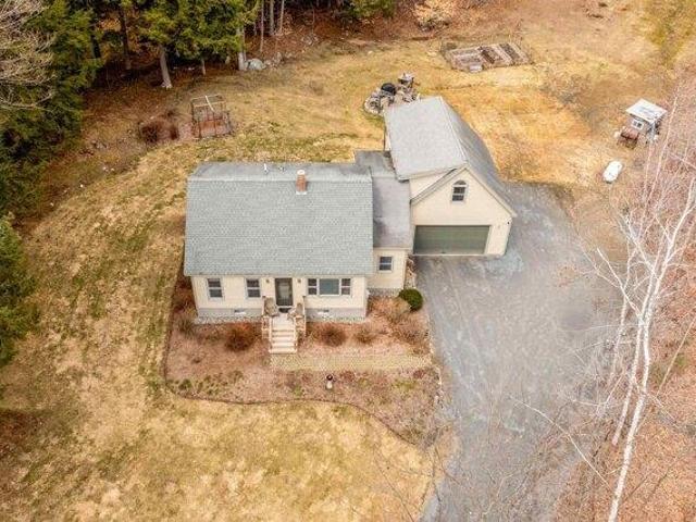 House for sale in Thetford Center, Vermont