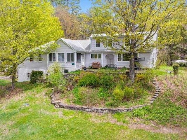 House for sale in Thetford Center, Vermont