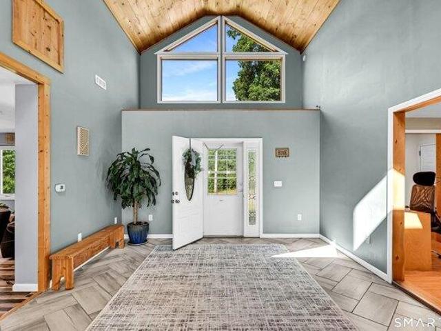 House for sale in Thomaston, Connecticut